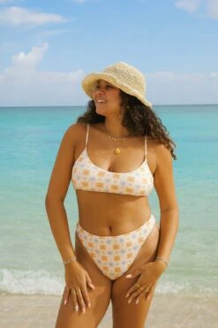 Besties High Waisted Bottom