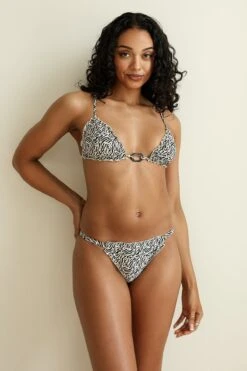 Runaway Triangle Bikini Top -Dippin Daisys Shop D4331 WLCD runaway top wild child 4