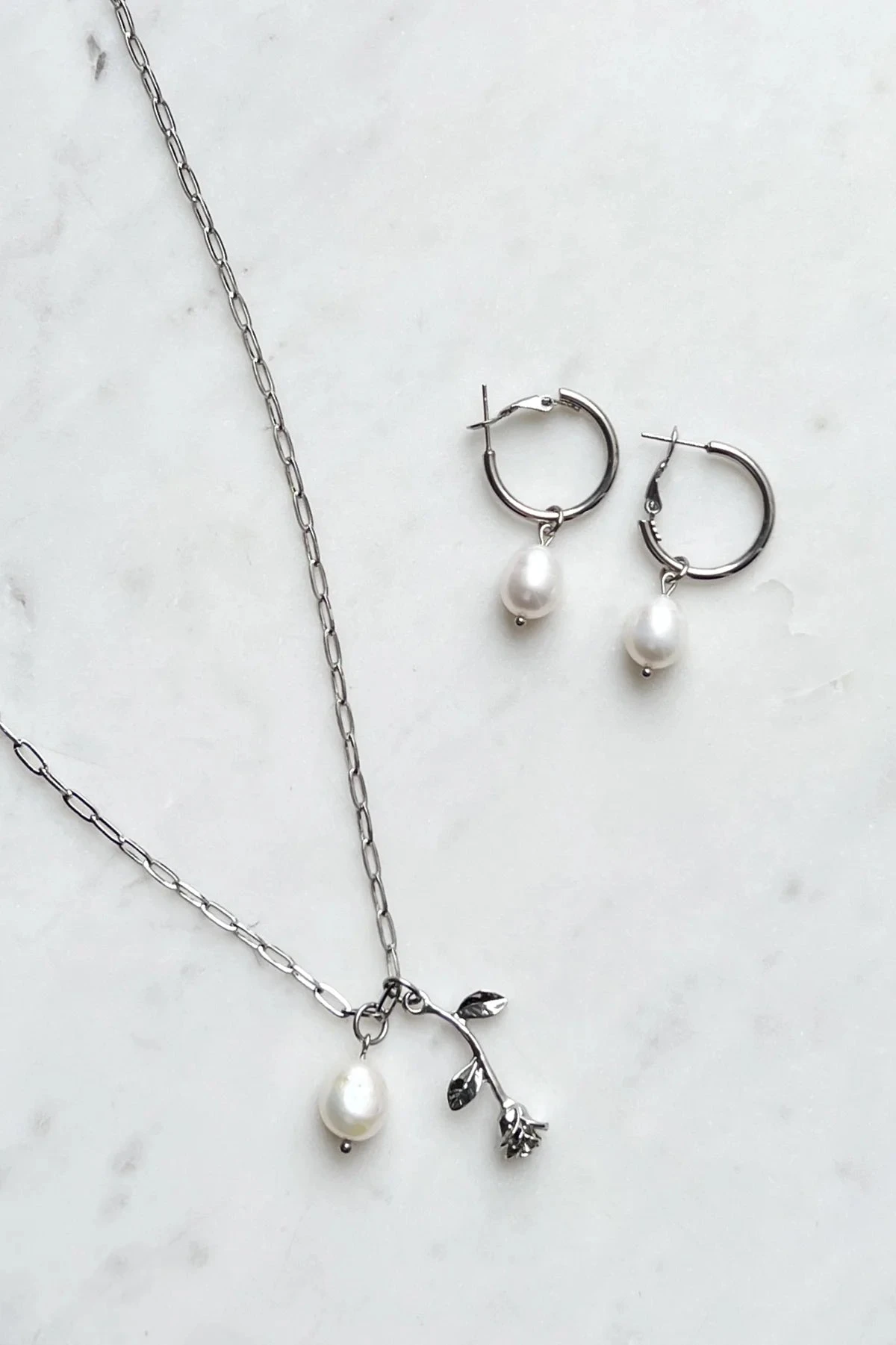 Dreamsbaby Jewels X Dippin Daisys Rosy Necklace 6 Dreamsbaby Jewels X Dippin Daisys Rosy Necklace - Image 6